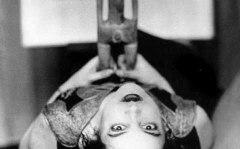 Conversano, in mostra le illustrazioni del fotografo dadaista Man Ray